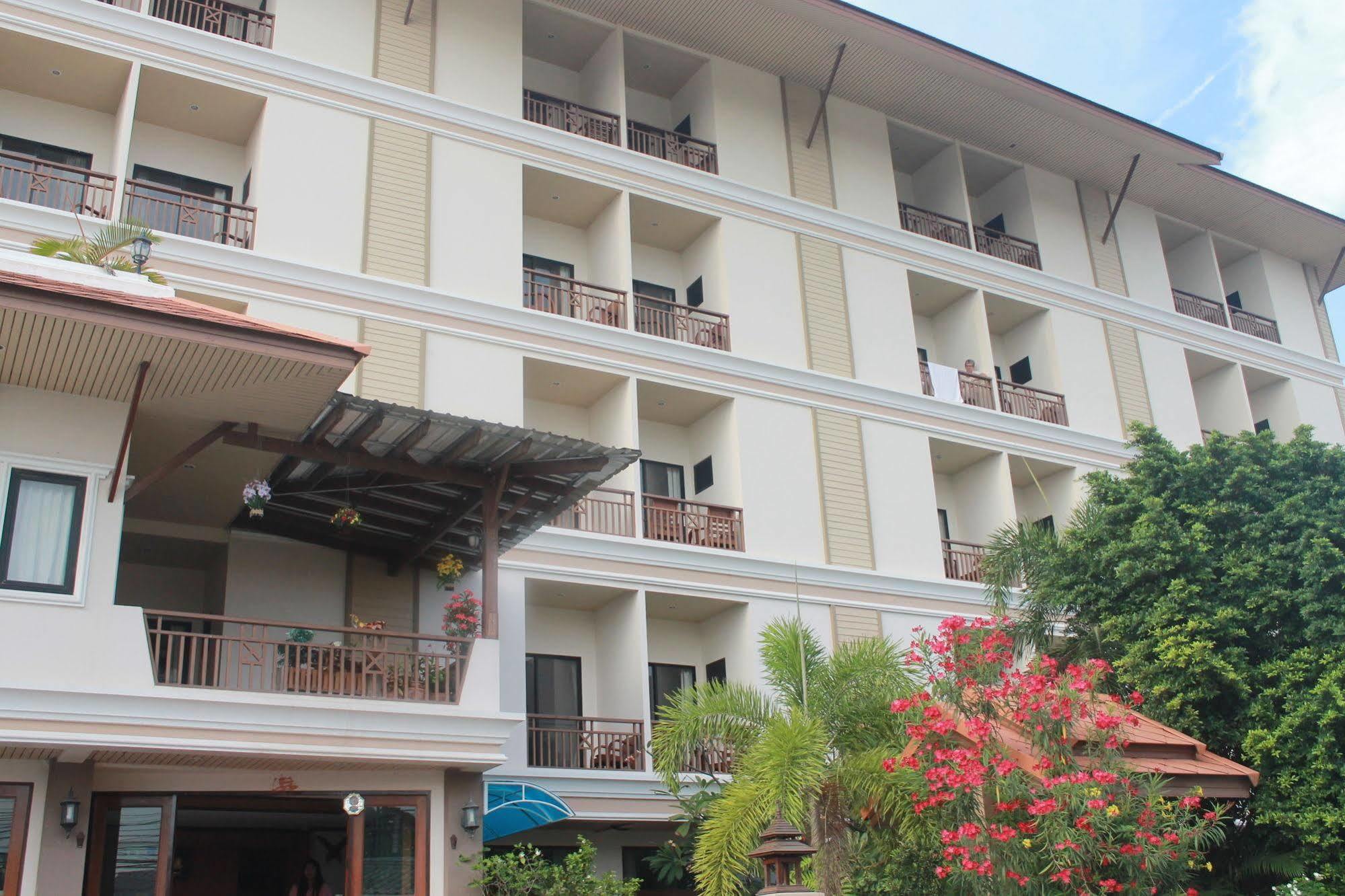 Narawan Hotel, HHQ Exteriér fotografie